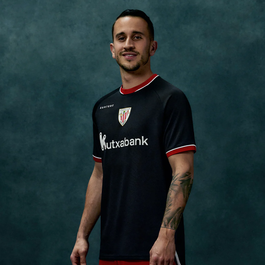 AWAY SHORT SLEEVE SHIRT MEN 26/27 - Image 3